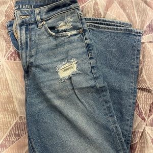 American eagle mom jeans size 8